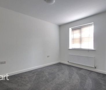 4 bedroom detached house to rent - Photo 5