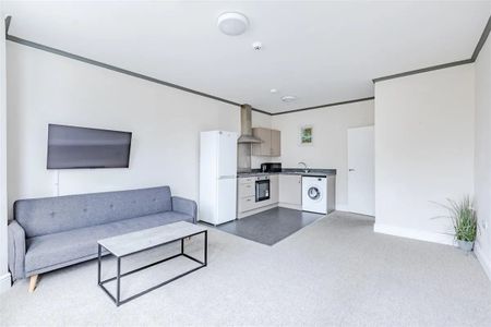 6 Bed Flat, First Avenue, BN3 - Photo 4