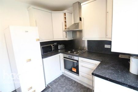 2 bedroom terraced house to rent - Photo 5