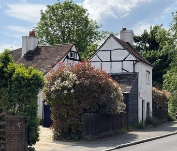 Three Households, Chalfont St. Giles, Buckinghamshire,HP8 - Photo 1