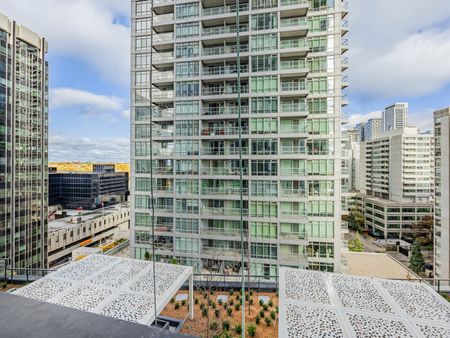 For Lease - 20 Soudan Avenue Unit# 911, Toronto, Ontario - Photo 2