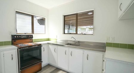 Pet Friendly In a Cul-de-sac - Photo 4