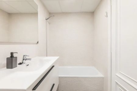 Carrer de Guillem de Castro, Valencia, Valencian Community 46001 - Photo 5