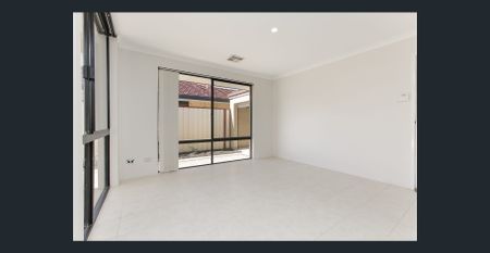 Executive Home for Lease in Sought-After Darch - Photo 5