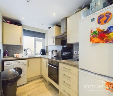 1 bedroom flat to rent - Photo 4