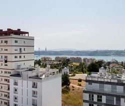 Rent Apartment 2 bedrooms Luxury Belém Lisboa - 2nd floor, marquee,... - Photo 3