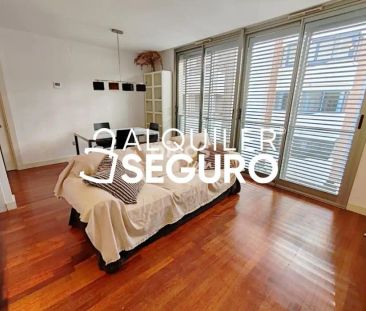 Piso en alquiler en Centro - Photo 1