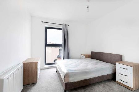 Fleet Street, Swindon, SN1 - Photo 4