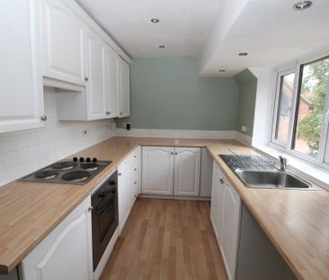 1 bedroom flat to rent - Photo 6