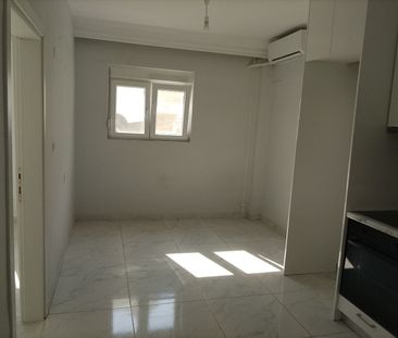 Studio/Γκαρσονιέρα για ενοικίαση Σκεπάρνη (Αμπελόκηποι) - Photo 6