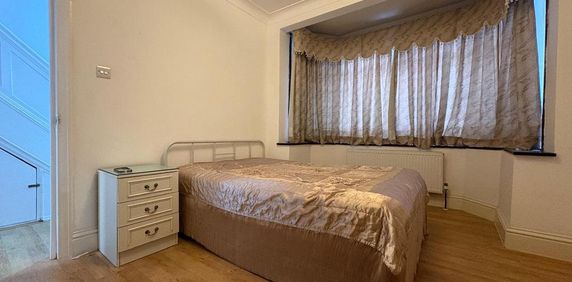 1 bedroom house of multiple occupation to rent - Photo 2