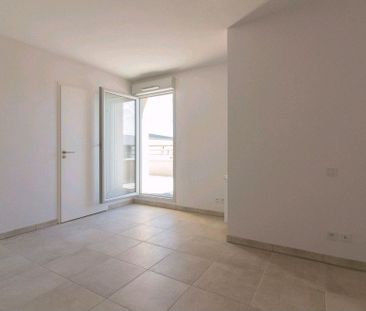 Location Appartement 4 pièces 85m² TOULOUSE 31200 - Photo 2