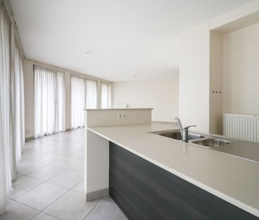 Gelijkvloers appartement op een boogscheut van het centrum! - Photo 4