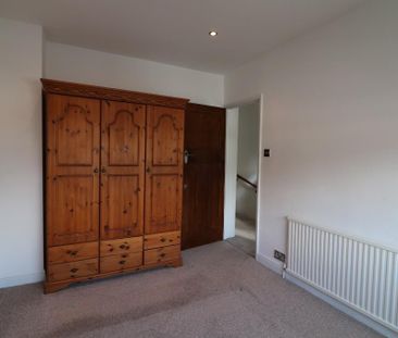 3 bedroom semi-detached house to rent - Photo 6