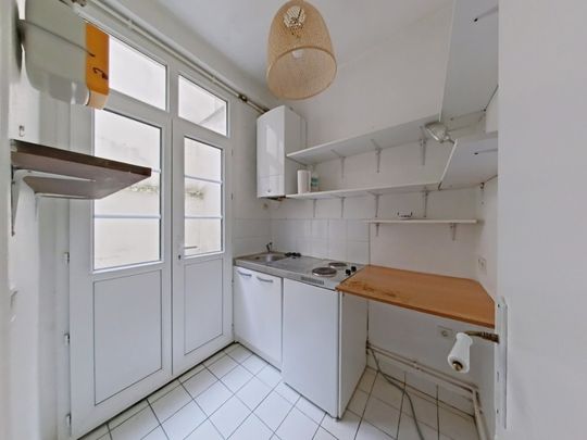 APPARTEMENT T2 A LOUER - PARIS 18EME ARRONDISSEMENT Clignancourt 22 - 29.38 m - 815 € - Photo 1