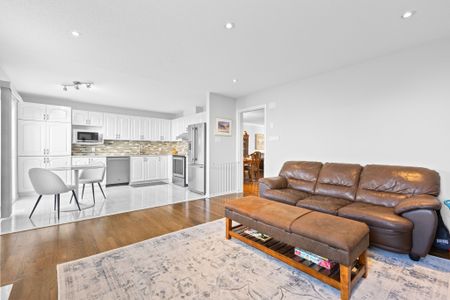 For Lease - 5 Rossan Street, Barrhaven, Ontario - Photo 5