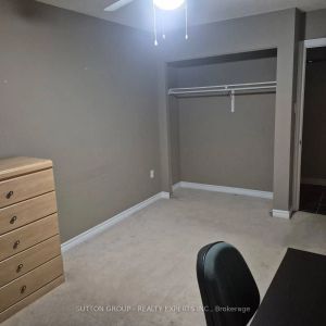 612 Grey Street #18 - Photo 2