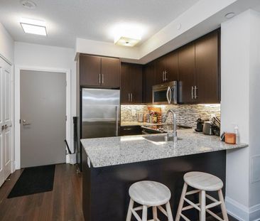For Lease - 2 Old Mill Drive Unit# 303, Toronto, Ontario - Photo 2