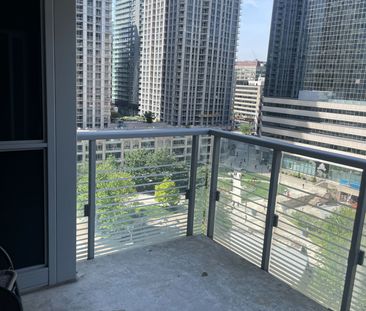 For Lease - 386 Yonge Street Unit# 724, Toronto, Ontario - Photo 6
