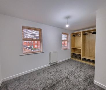 3 bedroom terraced house to rent - Photo 2