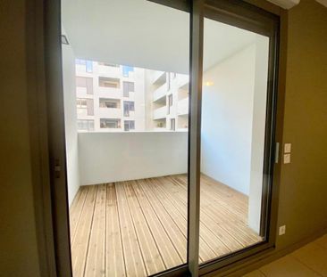 Location Appartement 2 pièces 42m² BORDEAUX 33100 - Photo 6