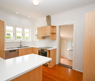 28 Power Street, Wavell Heights, Qld 4012 - Photo 2