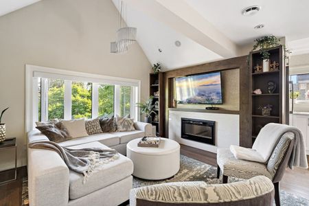 West 6th Avenue - Photo 2