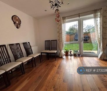 3 bedroom terraced house to rent - Photo 3