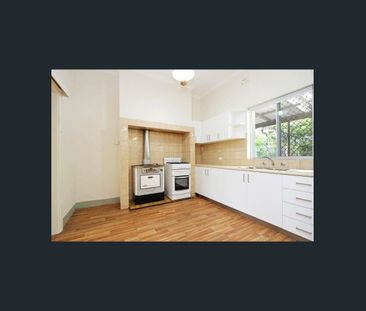 CHARMING EAST FREMANTLE GEM - Photo 1