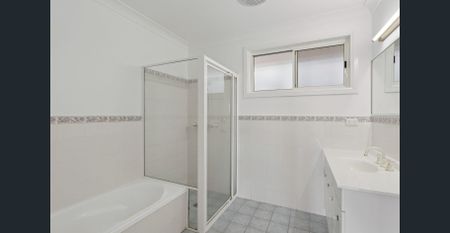 Beautiful Four-Bedroom Coastal Home with Ocean Views - Photo 2