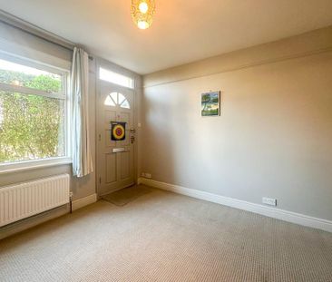 3 bedroom semi-detached house to rent - Photo 5