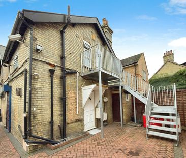 Flat to rent on - Photo 6