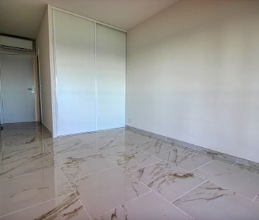 ROQUEBRUNE "Cabbé" Superbe 3 Pièces | Vue mer | Garage - Photo 3