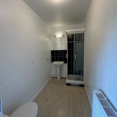 Location Appartement 1 pièce 28m² CORBEIL ESSONNES 91100 - Photo 1
