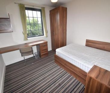 6 bedroom apartment to rent - Photo 1
