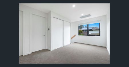 NEAR NEW | HOUSE SIZE TOWNHOME! - Photo 3