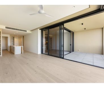 Trellis by Aria - Photo 4