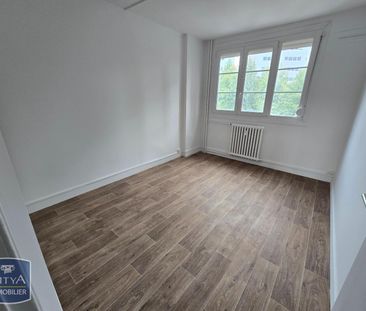 Location Appartement 4 pièces 83m² LILLE 59000 - Photo 2