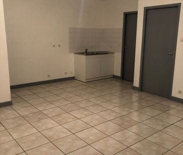 Location Appartement 2 pièces 39m² - Photo 2