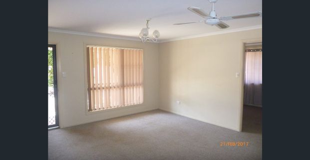Brick Unit in Quiet Cul-de-Sac - Photo 1