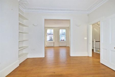 4 bedroom end of terrace house to rent - Photo 3