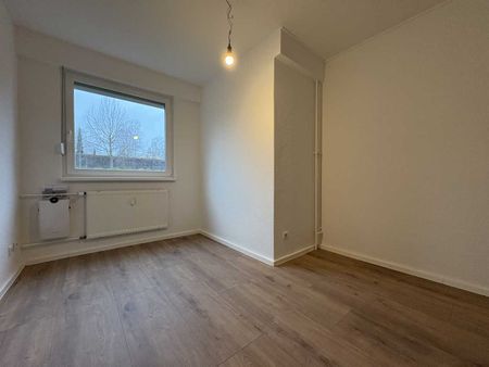 Schöne 3-Zimmer-Wohnung mit hoher Lebensqualität in Lichtenrade! - Foto 4
