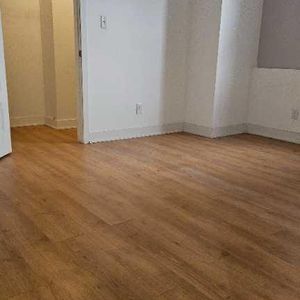 ***APPARTEMENT 4 1/2 SEMI-RETRAITÉ ET RETRAITÉ À LOUER*** - Photo 2