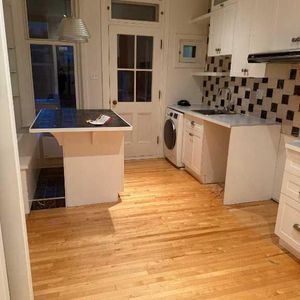 5 ET DEMI LIBRE IMMÉDIATEMMENT - Photo 2