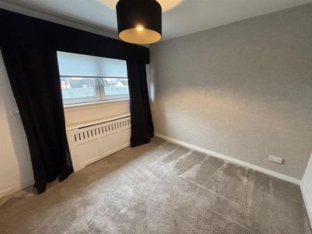 3 bedroom end of terrace house to rent - Photo 4