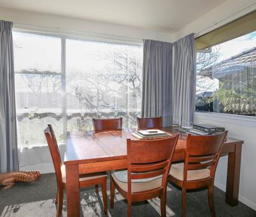 BISHOPDALE- 3 BEDROOM PLUS STUDY - Photo 4