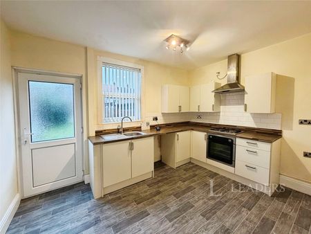 2 bedroom house to rent Oakland Terrace, Edlington, Doncaster, South Yorkshire, DN12 - Photo 3