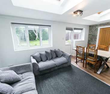 Ash Gardens, Headingley, Leeds - Photo 2