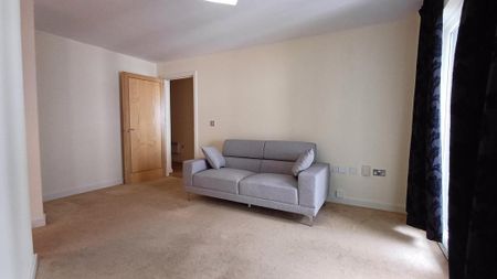 1 bedroom flat to rent - Photo 3