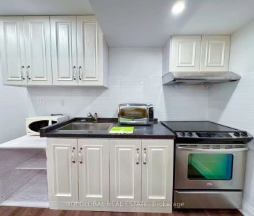 101 Gable Avenue #Basement - Photo 4